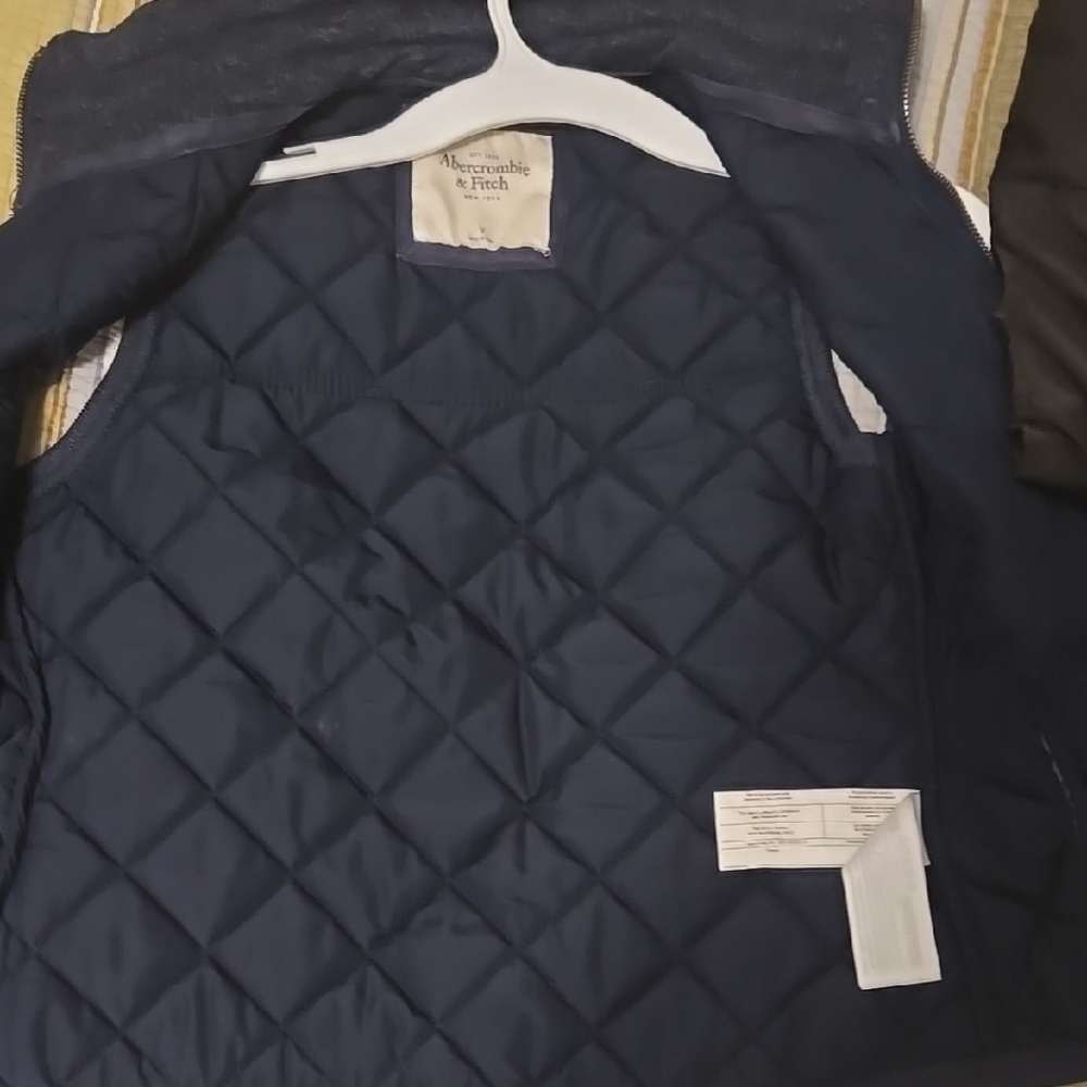 Abercrombie & Fitch Navy Quilted Vest